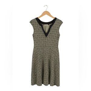 New York & Company Women’s size medium black and white sleeveless v-neck dress